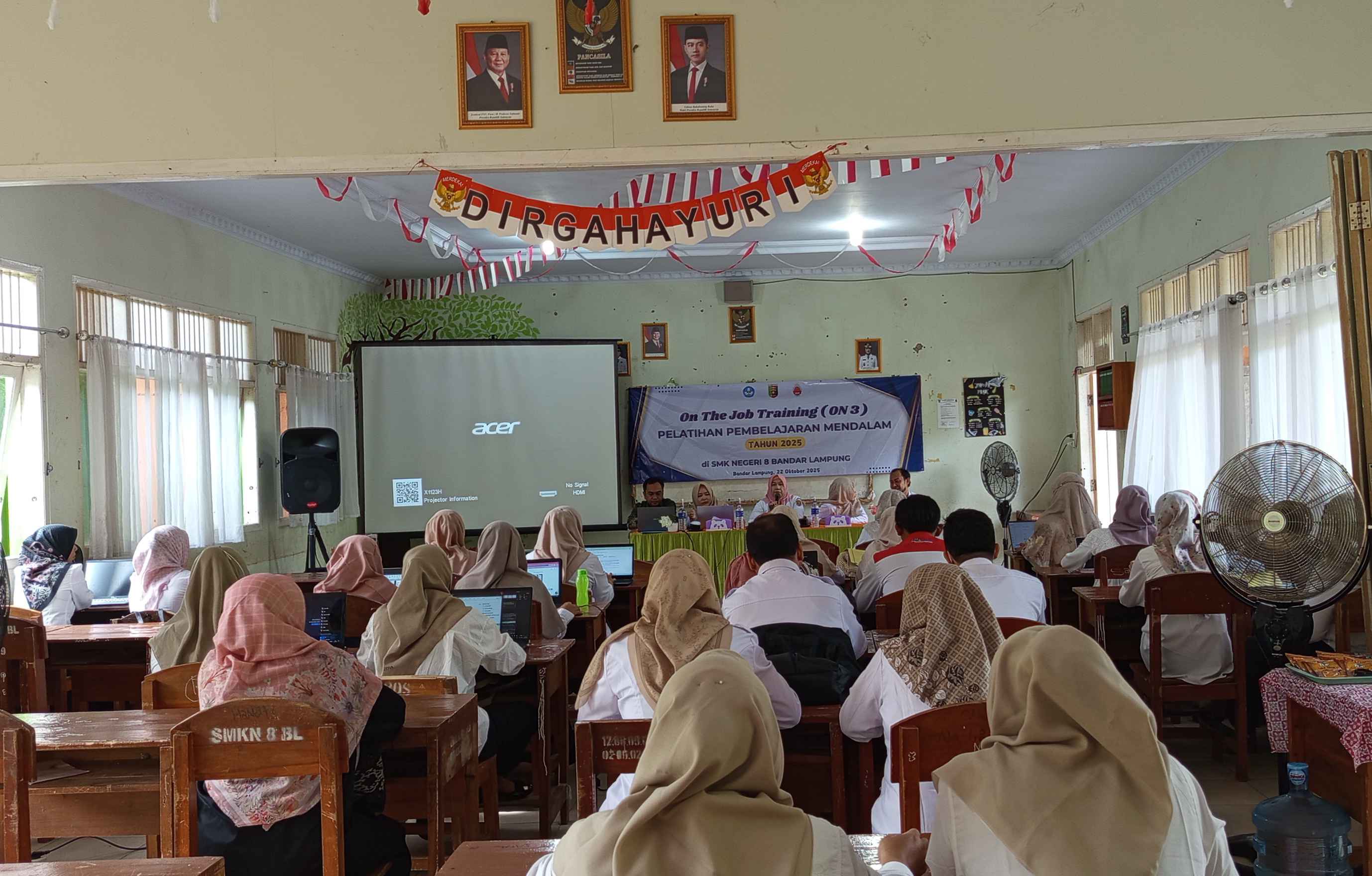On The Job Training (ON 3) Pelatihan Pembelajaran Mendalam Tahun 2025 Di SMK NEGERI 8 BANDAR LAMPUNG